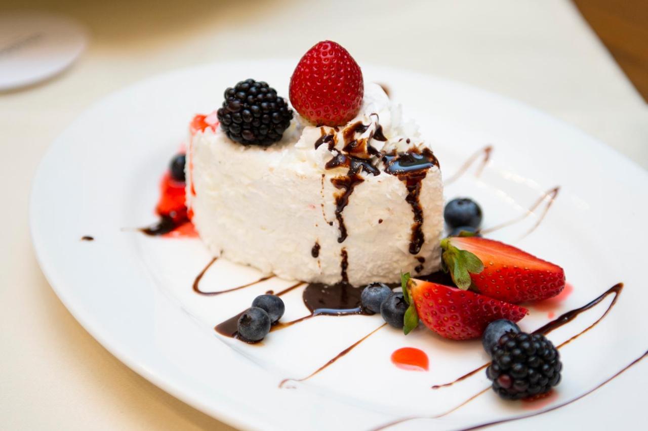Barcelo Al Jaddaf, Dubai Hotel Kültér fotó A dessert