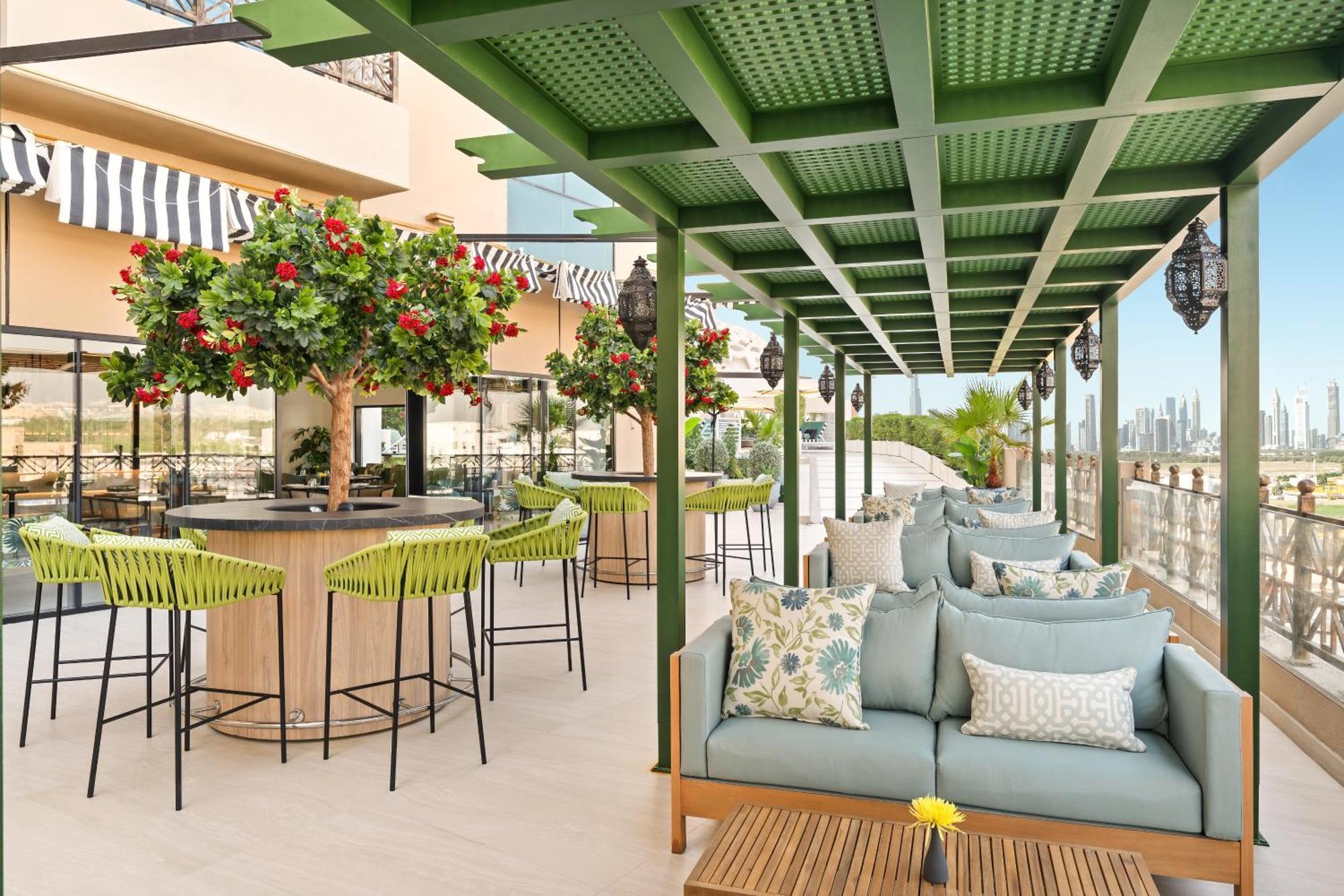 Barcelo Al Jaddaf, Dubai Hotel Kültér fotó Rooftop lounge